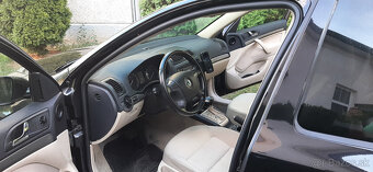 Škoda Octavia Combi 2.0 TDI Elegance DSG - 8