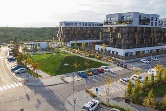 SLNEČNÝ 2-IZB. BYT, KLIMATIZÁCIA, LOGGIA, PARK. STÁTIE, SLNE - 8