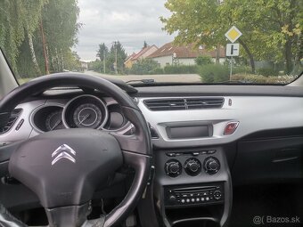 Citroën C3 1.4 benzín panoramatické sklo - 8