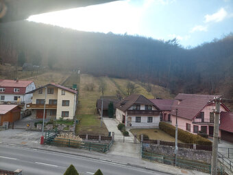 EXLUZÍVNE ponúkame na predaj RD v Trenčianskych Tepliciach. - 8