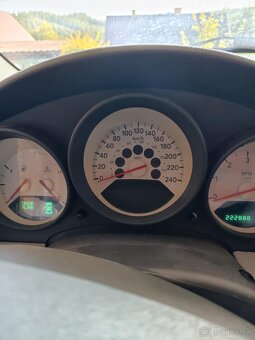 Dodge Caliber 2l crd - 8