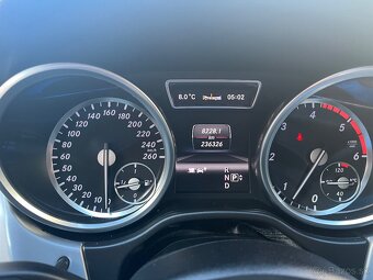 Mercedes -Benz ML350 CDI - 8