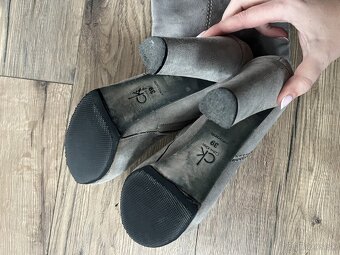 Damske cizmicky na opatku, zn. Calvin Klein, vel. 39 - 8
