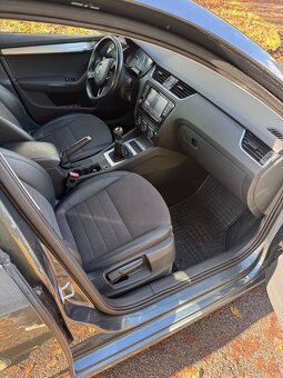Škoda Octavia III Combi 2.0 TDI - 8