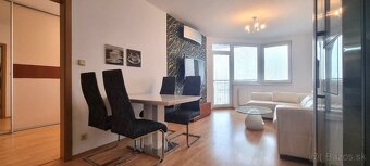 PEKNÝ KLIMATIZOVANÝ 2i. BYT 55 m2 S PARKOVANÍM V BRATISLAVE. - 8