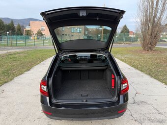 ŠKODA OCTAVIA 2.0 TDI DSG 1.MAJITEĽ - 8