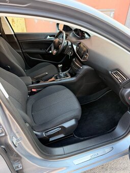 Peugeot 308 1.2 PureTech - 8