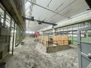 PRENÁJOM: skladový/výrobný priestor v ZŤSke s vlastným parko - 8