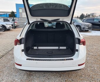 ŠKODA OCTAVIA COMBI 2.0 TDI SCR STYLE DSG - 8