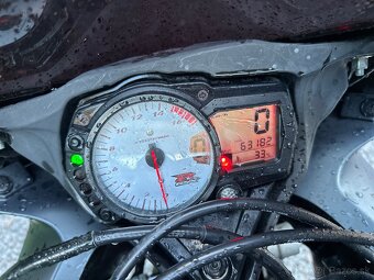 GSXR 750 2007 - 8
