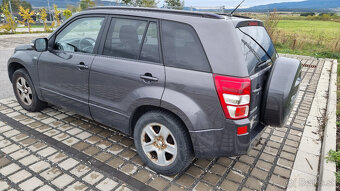 Suzuki Grand Vitara 3.2 V6 - 8