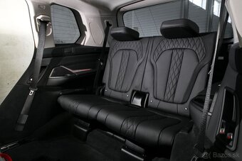 BMW X7 xDrive40d 250kW Individual Panorama Laser Tažné HUD - 8