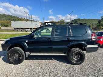 Toyota Land Cruiser 120 Prado - 8