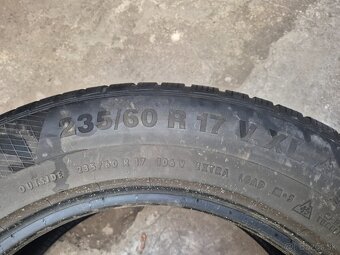 235/60 r17 zimné 4 ks CONTINENTAL dezén 6,3 - 5,7 mm - 8