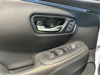HONDA ZR-V 2.0 e:HEV Advance Panorama BOSE® Head-Up Kůže atd - 8