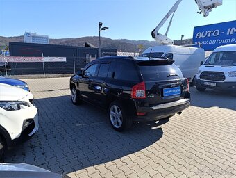 Jeep Compass 2.2L I4 CRD Limited 4x4 - 8