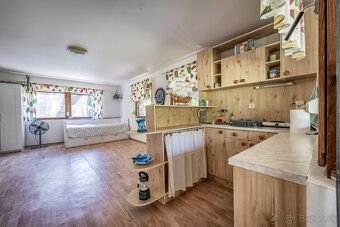PREDAJ - pozemok s chatou priamo pri vode, Potônske Lúky - 8