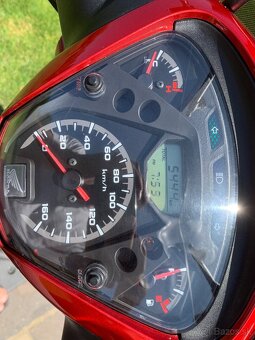 HONDA SH 125 - 8