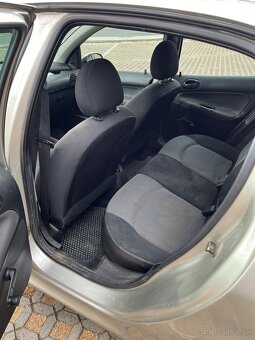 Peugeot 206 - 8