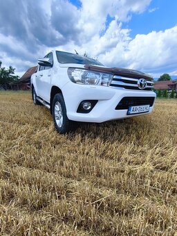 Predám Toyota Hilux - 8