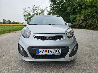 Kia Picanto 1.0i benzín 2012 - 8