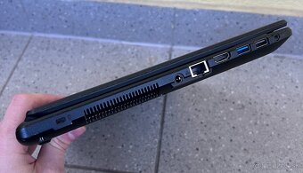 Acer Aspire ES1 / intel N3050 / 4GB RAM / SSD + HDD / 14" - 8