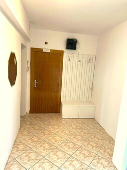 Veľký, svetlý 3 - izbový byt s dvoma balkónmi a záhradkou - 8