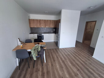 Stupava-2izbový byt s balkónom - na prenájom, úplne nový - 8