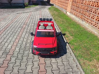 Elektrické autíčko Ford F450 Limited 4x4 - 8
