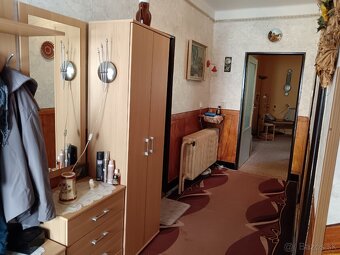 Rodinný dom s velkým pozemkov v blízkosti kupelov Dudince - 8