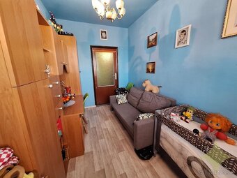 Predaj 3 izbový byt Levice - 8