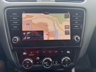 Škoda Octavia Combi 2.0 TDI Scout DSG 4x4 - 8