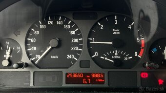 BMW E46 318d 2004 - 8