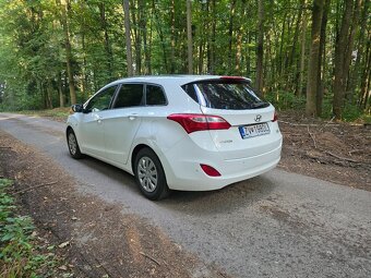 Hyundai i30 CW 1.6 CRDi 81kW r. 2017 komplet servis STK 2027 - 8