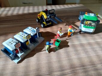 Predám zbierku lega - 8