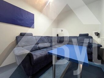 VEĽKÝ RODINNÝ 4-IZBOVÝ BYT , BALKÓN, ZARIADENIE - 8