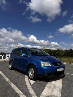Volkswagen Touran 2,0tdi DSG - 8