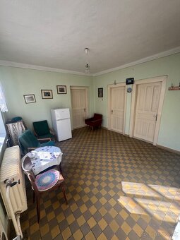 Rodinný dom v obci Chràmec + 2 studne + zàhradný dom s krbom - 8