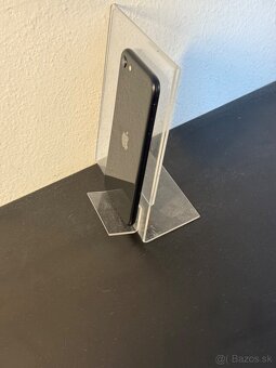 Predám Apple iPhone SE 2020 128GB Black Stav Nového telefónu - 8