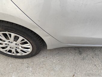 Kia ceed sw - 8