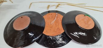 Závesné taniere Pozdišovská keramika 🌷 - 8