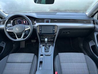 Volkswagen Passat Variant 2.0 TDI EVO Elegance DSG - 8