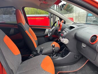 Predám auto TOYOTA AYGO - 8