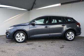 13- RENAULT Mégane Grandtour, 2011,benzín,1.6i, 74 kW - 8