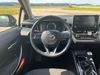 Toyota Corolla 1.5 benzin 92 kW - 8