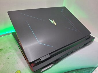 u: Acer Nitro V15 – Ryzen 7 / RTX 4050 / DDR5 – Herný NB - 8