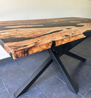 Jedalensky stôl, epoxid, oliva. - 8