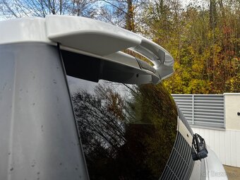 Land Rover Freelander 2 2.2 SD4 OVERFINCH - 8