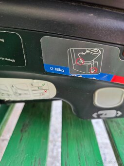 Autosedačka Graco Turn2Me - 8