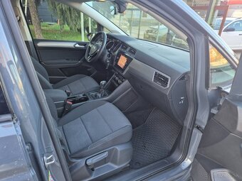 7-miestny Volkswagen Touran 2.0 TDI Comfortline DSG - 8